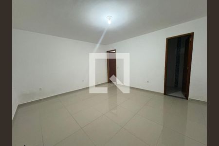 Quarto de casa de condomínio para alugar com 3 quartos, 180m² em Guaratiba, Rio de Janeiro