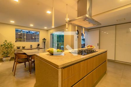 Casa à venda com 3 quartos, 200m² em Vila da Saúde, São Paulo