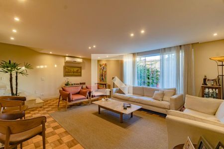 Casa à venda com 3 quartos, 200m² em Planalto Paulista, São Paulo