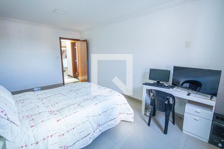 quarto 1 / suite e closet de casa para alugar com 5 quartos, 800m² em Parque São Pedro, Belo Horizonte