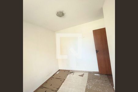 Quarto 2 de apartamento à venda com 2 quartos, 43m² em São João Batista, Belo Horizonte