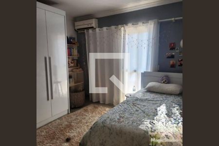 Foto 01 de casa à venda com 4 quartos, 300m² em Jardim Helena, Taboão da Serra