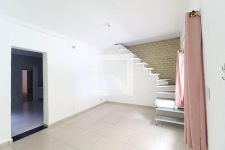 Casa para alugar com 2 quartos, 110m² em Conjunto Habitacional Jova Rural, São Paulo