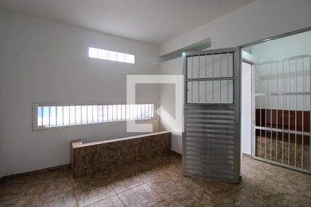 Antessala de casa para alugar com 3 quartos, 100m² em Vila Sonia, São Paulo