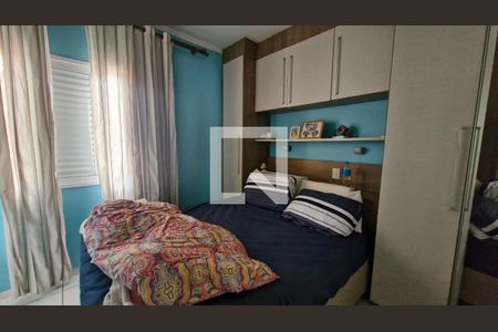 Quarto de casa à venda com 3 quartos, 114m² em Jardim Sabara, São Paulo