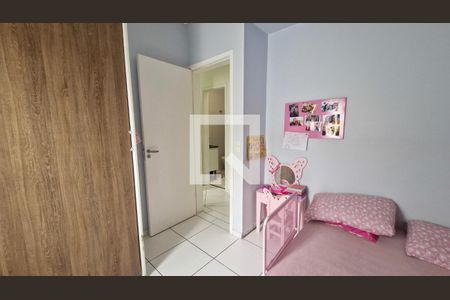 Quarto de casa à venda com 3 quartos, 114m² em Jardim Sabara, São Paulo