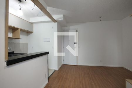 Sala de apartamento para alugar com 2 quartos, 46m² em Jacarepaguá, Rio de Janeiro