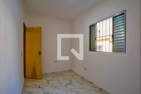 Quarto 2 de casa para alugar com 2 quartos, 65m² em Jardim Irene, Santo André