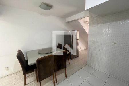 Cozinha de apartamento para alugar com 2 quartos, 160m² em Portuguesa, Rio de Janeiro