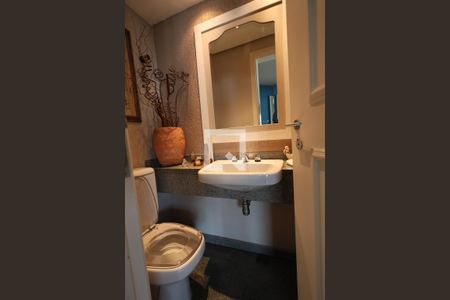 lavabo de apartamento à venda com 2 quartos, 120m² em Real Parque, São Paulo