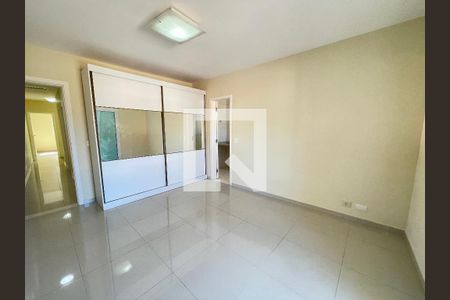 Quarto 1 de casa para alugar com 3 quartos, 200m² em Jardim das Vertentes, São Paulo