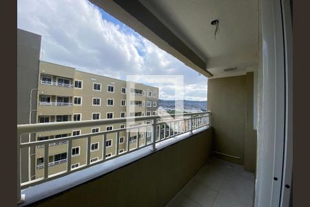 Apartamento para alugar com 2 quartos, 40m² em Del Castilho, Rio de Janeiro