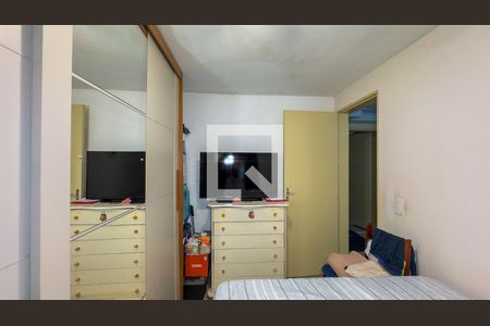 Quarto 1 de apartamento à venda com 3 quartos, 50m² em Parque Santo Antônio, São Paulo