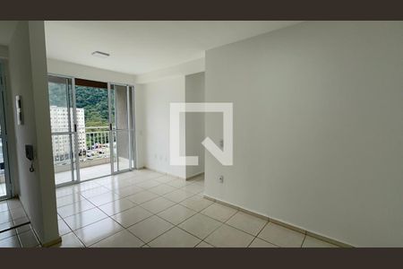 Sala de apartamento para alugar com 3 quartos, 60m² em Barra Olímpica, Rio de Janeiro