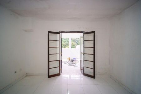 Quarto de casa para alugar com 1 quarto, 80m² em Raposo Tavares, São Paulo