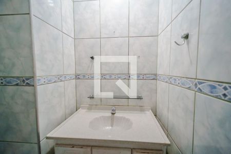 Banheiro de casa para alugar com 1 quarto, 80m² em Raposo Tavares, São Paulo