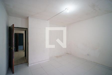 Quarto de casa para alugar com 1 quarto, 80m² em Raposo Tavares, São Paulo