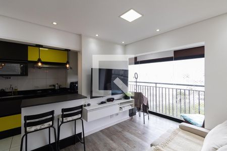 Sala e Cozinha de apartamento para alugar com 2 quartos, 54m² em Itaquera, São Paulo