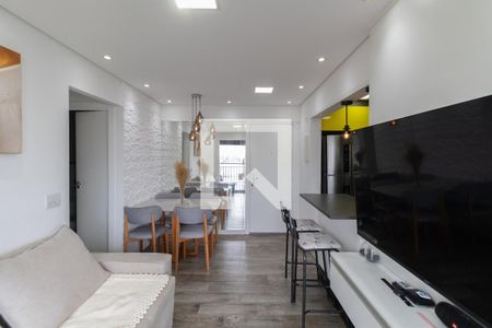 Sala e Cozinha de apartamento para alugar com 2 quartos, 54m² em Itaquera, São Paulo