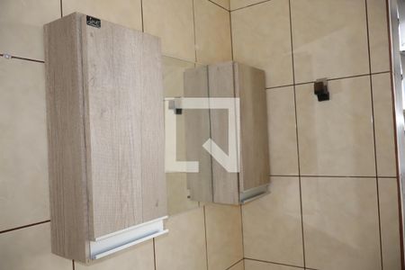 Banheiro de casa para alugar com 1 quarto, 60m² em Parque Independencia, São Paulo