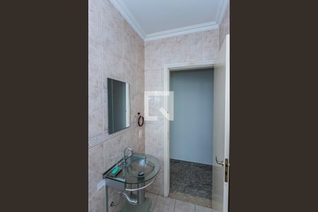 Lavabo de casa para alugar com 3 quartos, 150m² em Parque Sao Domingos, São Paulo