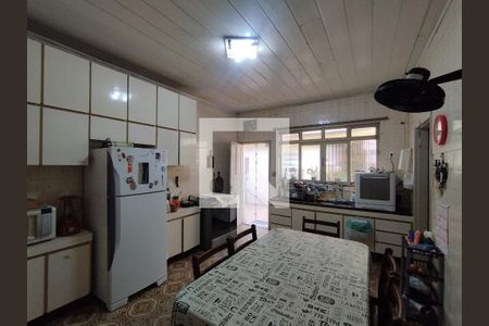 Cozinha - Armários de casa à venda com 4 quartos, 330m² em Cursino, São Paulo