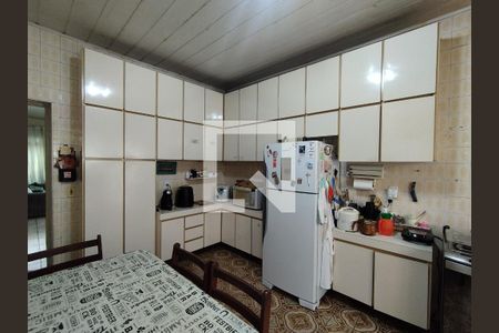 Cozinha - Armários de casa à venda com 4 quartos, 330m² em Cursino, São Paulo