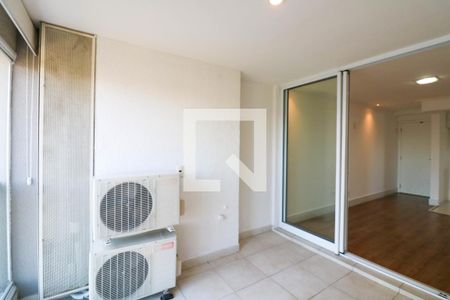 Varanda de apartamento à venda com 2 quartos, 71m² em Campo Belo, São Paulo