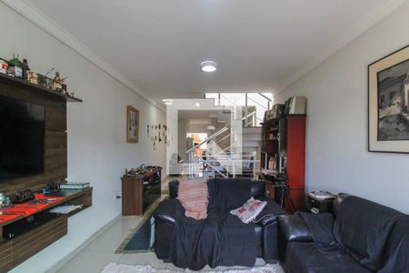 Sala de casa à venda com 3 quartos, 220m² em Jardim Ana Rosa, São Paulo