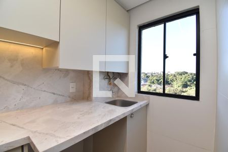 Sala/Cozinha de apartamento para alugar com 2 quartos, 74m² em Boa Vista, Curitiba
