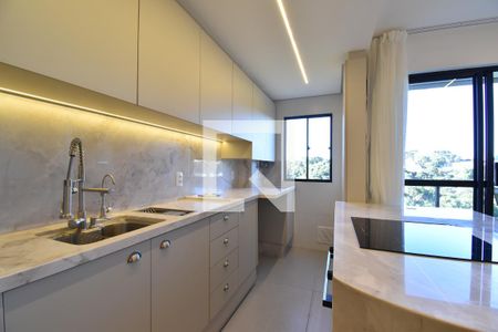 Sala/Cozinha de apartamento para alugar com 2 quartos, 74m² em Boa Vista, Curitiba