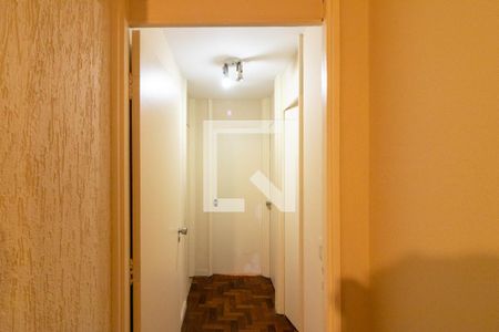 Corredor de apartamento para alugar com 3 quartos, 91m² em Indianópolis, São Paulo