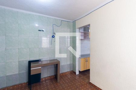Quarto de casa à venda com 2 quartos, 130m² em Conjunto Promorar Sapopemba, São Paulo