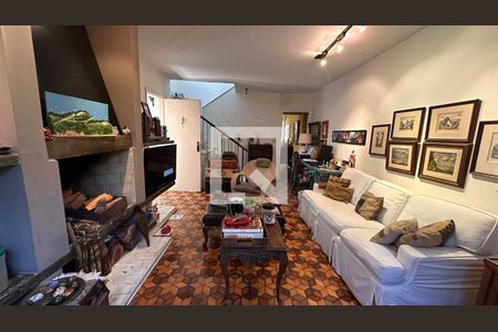 Casa à venda com 3 quartos, 186m² em Santo Amaro, São Paulo
