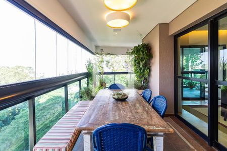 Apartamento à venda com 4 quartos, 385m² em Parque do Morumbi, São Paulo