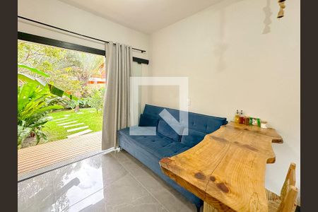 Sala de apartamento para alugar com 1 quarto, 50m² em São João do Rio Vermelho, Florianópolis