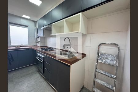 Cozinha de apartamento para alugar com 2 quartos, 46m² em Jardim Boa Vista (zona Oeste), Osasco
