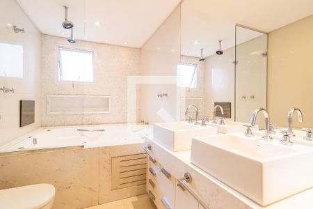 Apartamento à venda com 3 quartos, 260m² em Jardim Fonte do Morumbi, São Paulo
