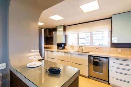 Apartamento à venda com 3 quartos, 260m² em Jardim Fonte do Morumbi, São Paulo