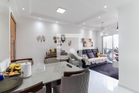 Sala de apartamento para alugar com 2 quartos, 52m² em Jardim Santo Antonio, São Paulo
