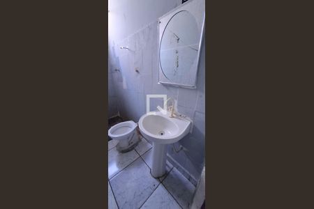 Banheiro de casa para alugar com 1 quarto, 45m² em Jardim Zara, Ribeirão Preto