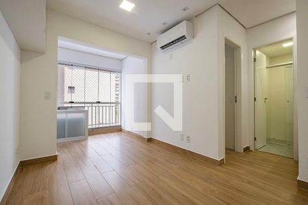 Sala/Cozinha de apartamento para alugar com 1 quarto, 37m² em Pinheiros, São Paulo