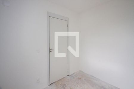 Apartamento à venda com 2 quartos, 38m² em Jardim São Luís, São Paulo