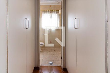 Lavabo de casa para alugar com 3 quartos, 220m² em Lapa, São Paulo