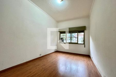 Quarto 1 de casa para alugar com 3 quartos, 300m² em Mirandópolis, São Paulo