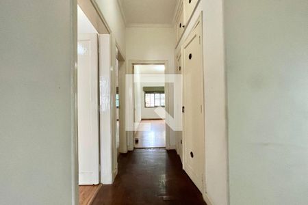 Corredor de casa para alugar com 3 quartos, 300m² em Mirandópolis, São Paulo