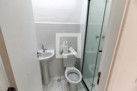 Banheiro de apartamento para alugar com 2 quartos, 37m² em Paraíso do Morumbi, São Paulo