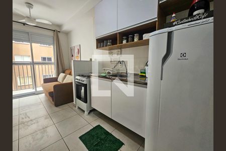 Sala/Cozinha de apartamento para alugar com 1 quarto, 30m² em Jardim Caravelas, São Paulo