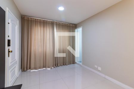 Sala de apartamento para alugar com 2 quartos, 62m² em Santa Teresinha, São Paulo