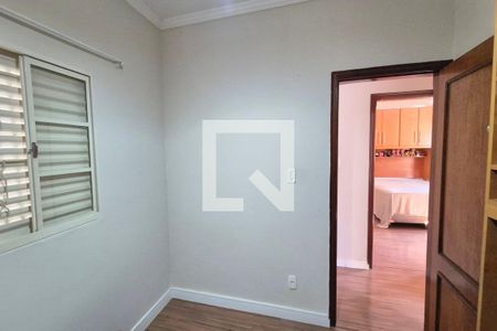 Quarto 1  de casa para alugar com 3 quartos, 250m² em Vila Palacios, Campinas